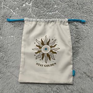 Makeup bag stay golden new